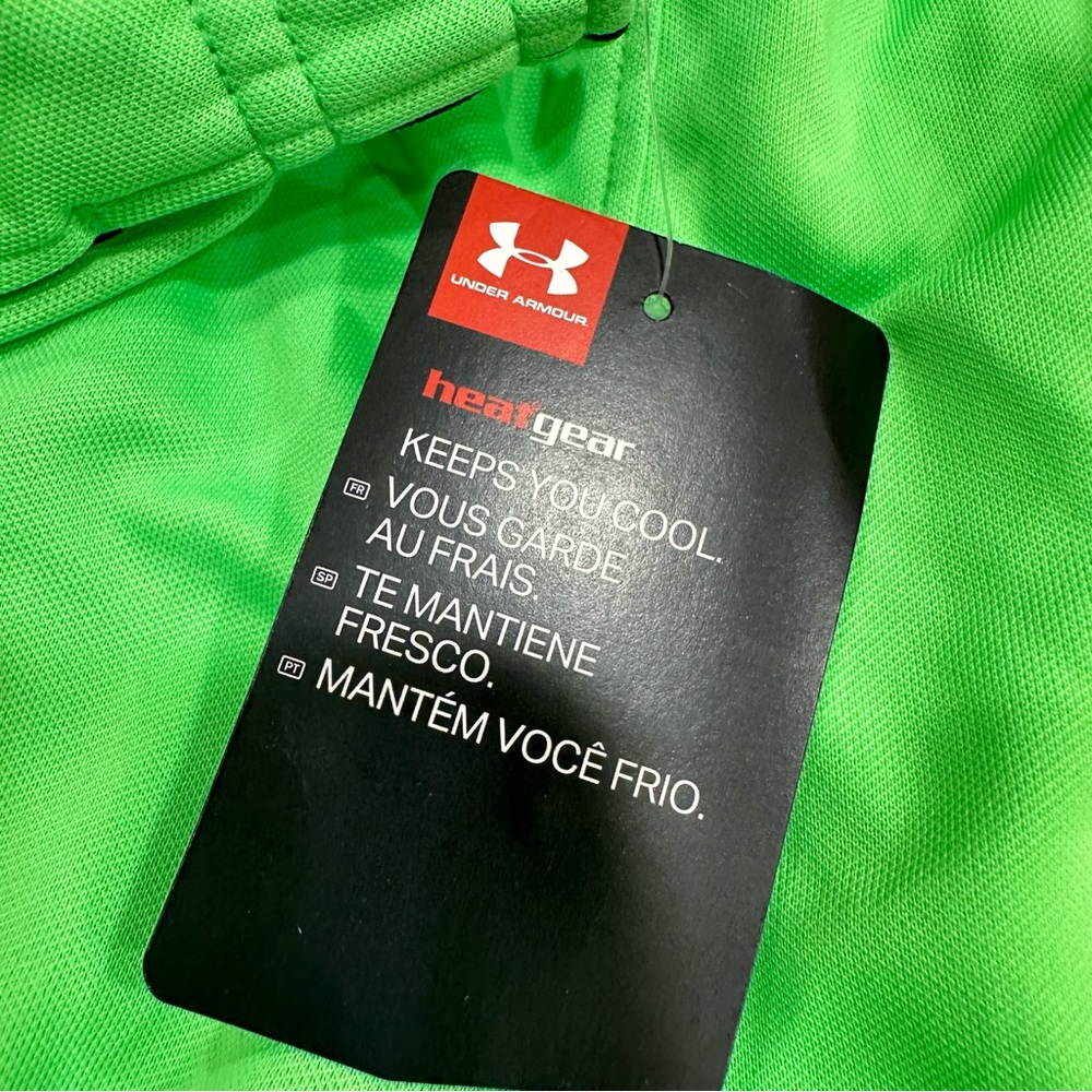 Boys Under Armour Shorts - Picture 5 of 11